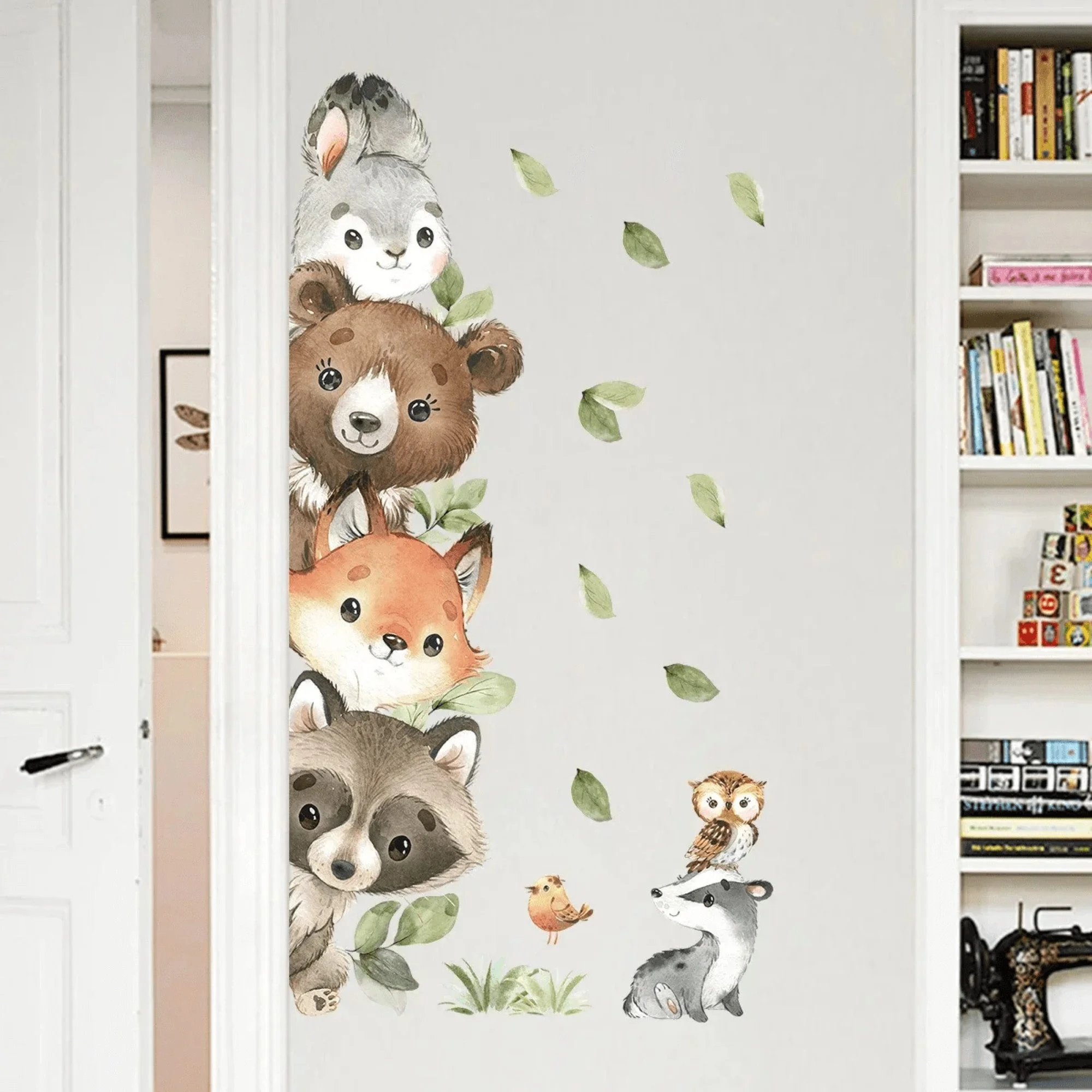Wandsticker Bär, Fuchs & Hase mit Blättern – Hochformat