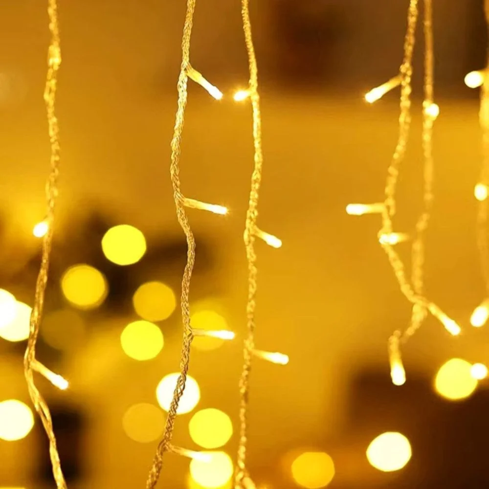 LED-Eiszapfen-Lichterkette 5 m, warmweiß, 8 Modi