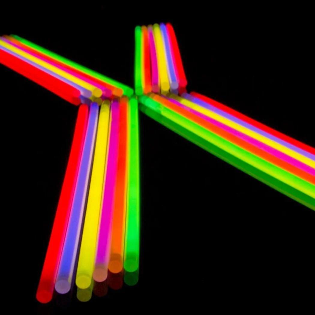 Glow Sticks, 100 Pieces, with Connectors