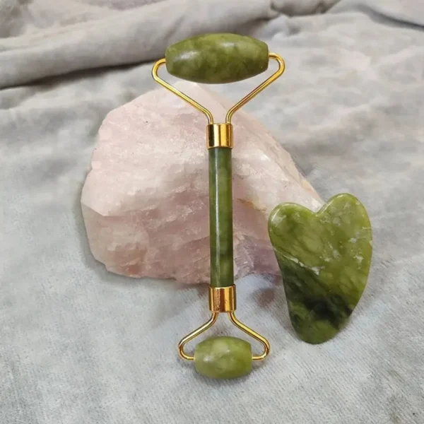 Gesichtsmassagegerät Jaderoller & Gua Sha