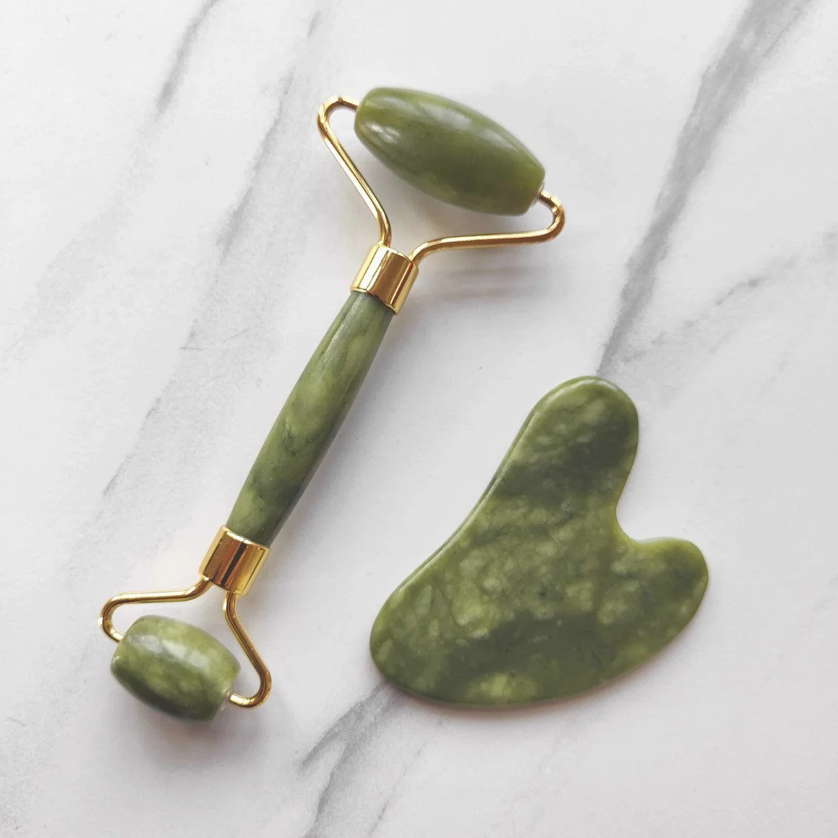 Gesichtsmassagegerät Jaderoller & Gua Sha